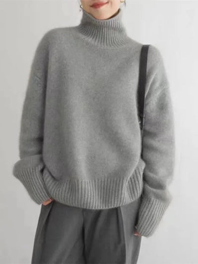 Women’s Turtleneck Sweater – Soft Knit with Relaxed Fit and Ribbed Details