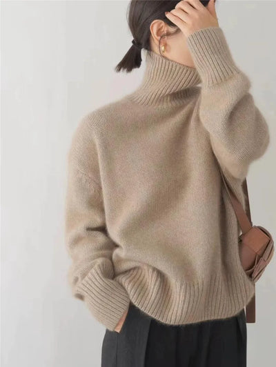 Women’s Turtleneck Sweater – Soft Knit with Relaxed Fit and Ribbed Details